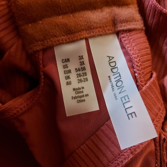 NWT Addition Elle Layered Ribbed Swim Top - Picture 7 of 9